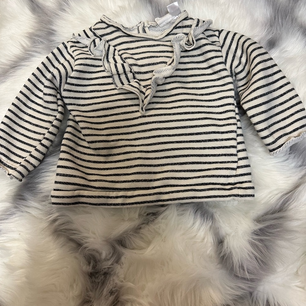 Zara sweater size 2-3 years